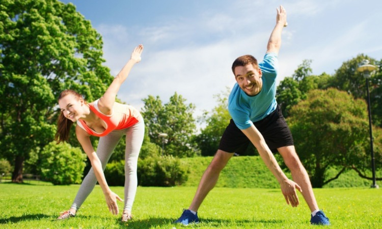 媒体人：CBA新赛季特许鞋名单仅剩胡明轩和赵继伟